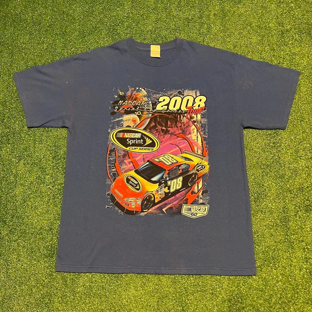 Vintage Nascar Racing Sprint Cup Tour 2008 Graphic T Shirt Size XL Y2K